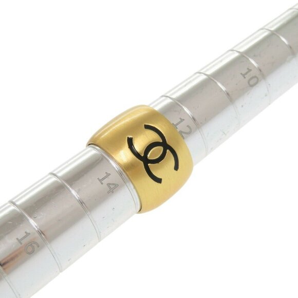 CHANEL Black Logo Ring - Picture 7 of 7